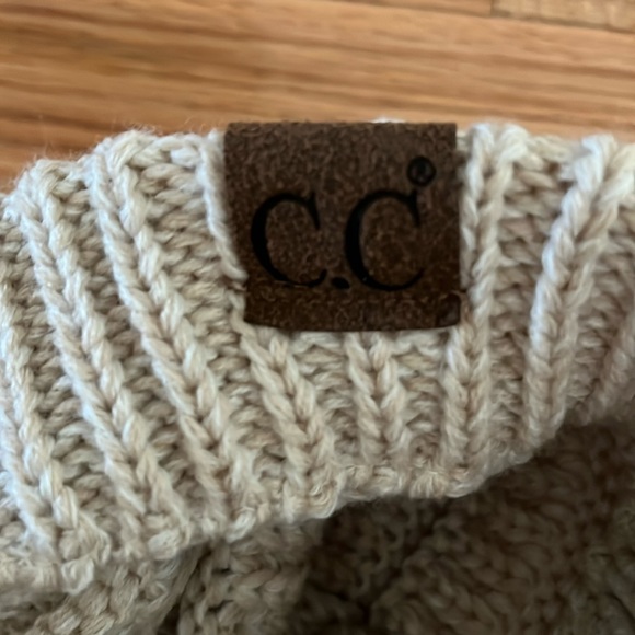 CC Knit Beanie Hat - Picture 4 of 5